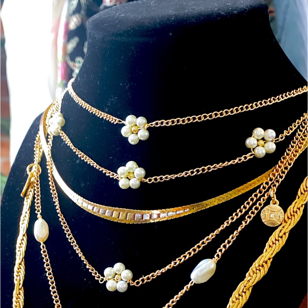 Daisy Baby Pearl Flower Necklace